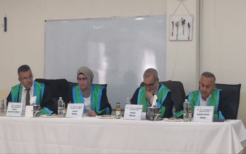 تدريسية في كلية الزراعة عضوا في لجنة مناقشة رسالة ماجستير في جامعة دهوك.