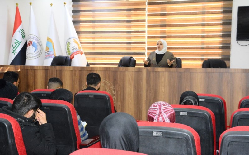 محاضرة توعوية في جامعة ...