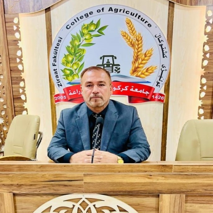ا.م.د. عدنان شكور احمد